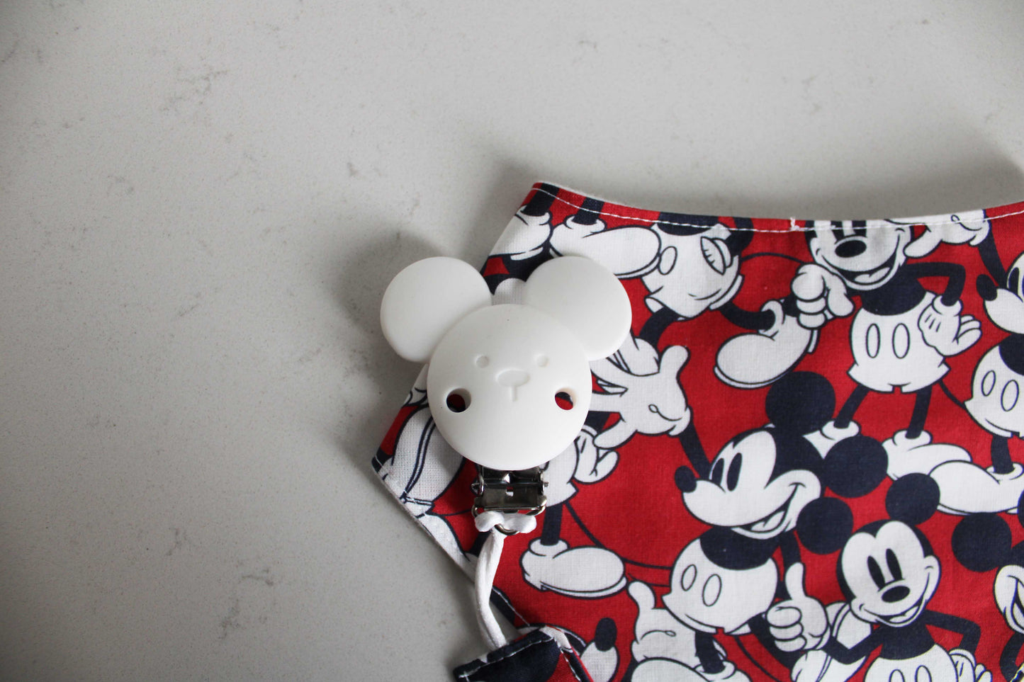 Set Mickey